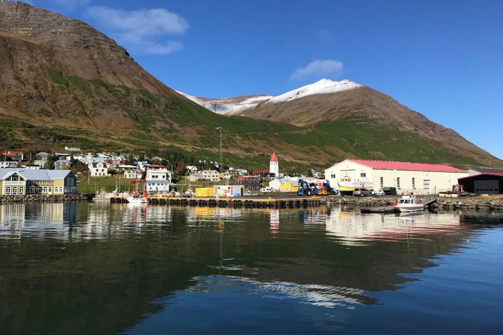 House With A Warm Soul In North Iceland Siglufjordur Esterno foto